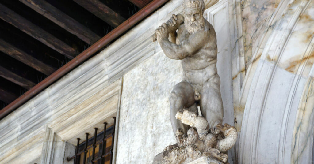 Statue of Hercules trying to kill Hydra