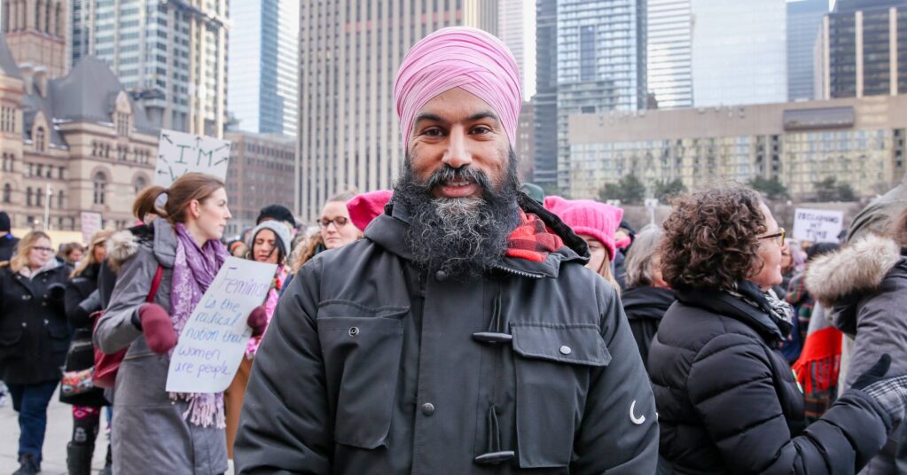 Children are mimicking a hand gesture linked to misogynist influencer ...